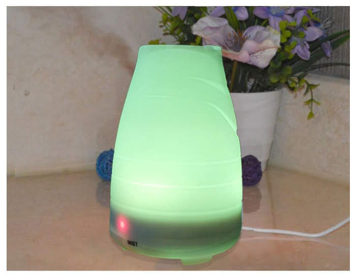 Máy Khuếch Tán Tinh Dầu Hình Trụ Xoắn Ngọc Tuyết - Trắng (120ml)