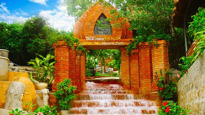 Vé Hồ Bơi Suối Khoáng Nóng (Vé Trẻ Em) Tại Tháp Bà Spa - Nha Trang