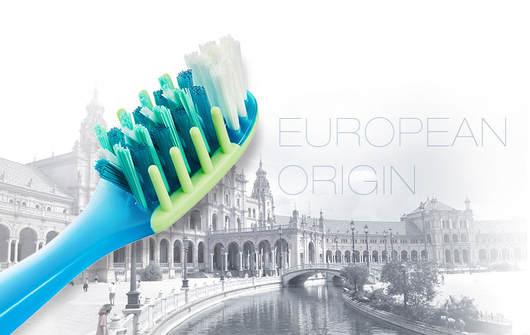 Bàn Chải Đánh Răng OralB