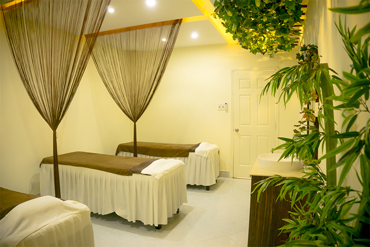 Chăm Sóc Da Mụn Bằng Công Nghệ Cao IPL