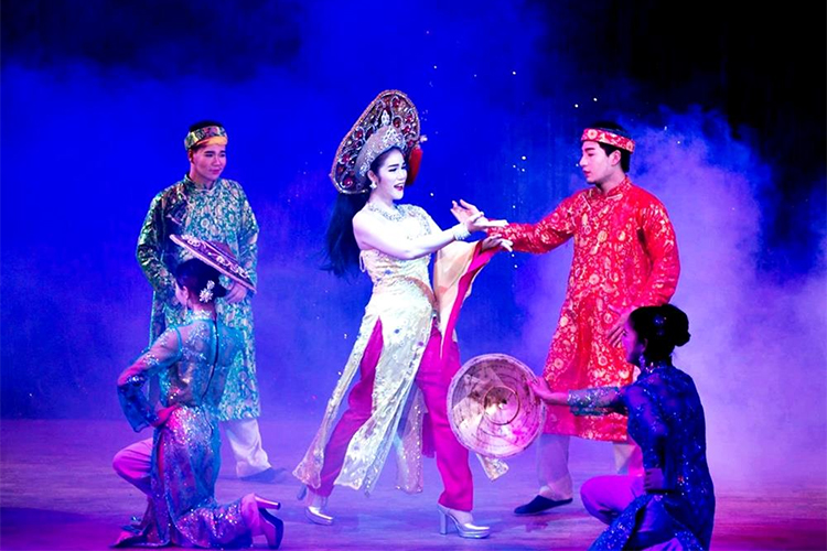 Vé Xem Show Miracle Cabaret Chiang Mai, Thái Lan - Ghế Thường