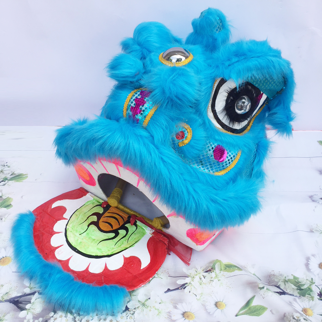 Đầu lân trung thu có đèn cỡ đại 57cm x 54cm x 53cm - Màu xanh lam