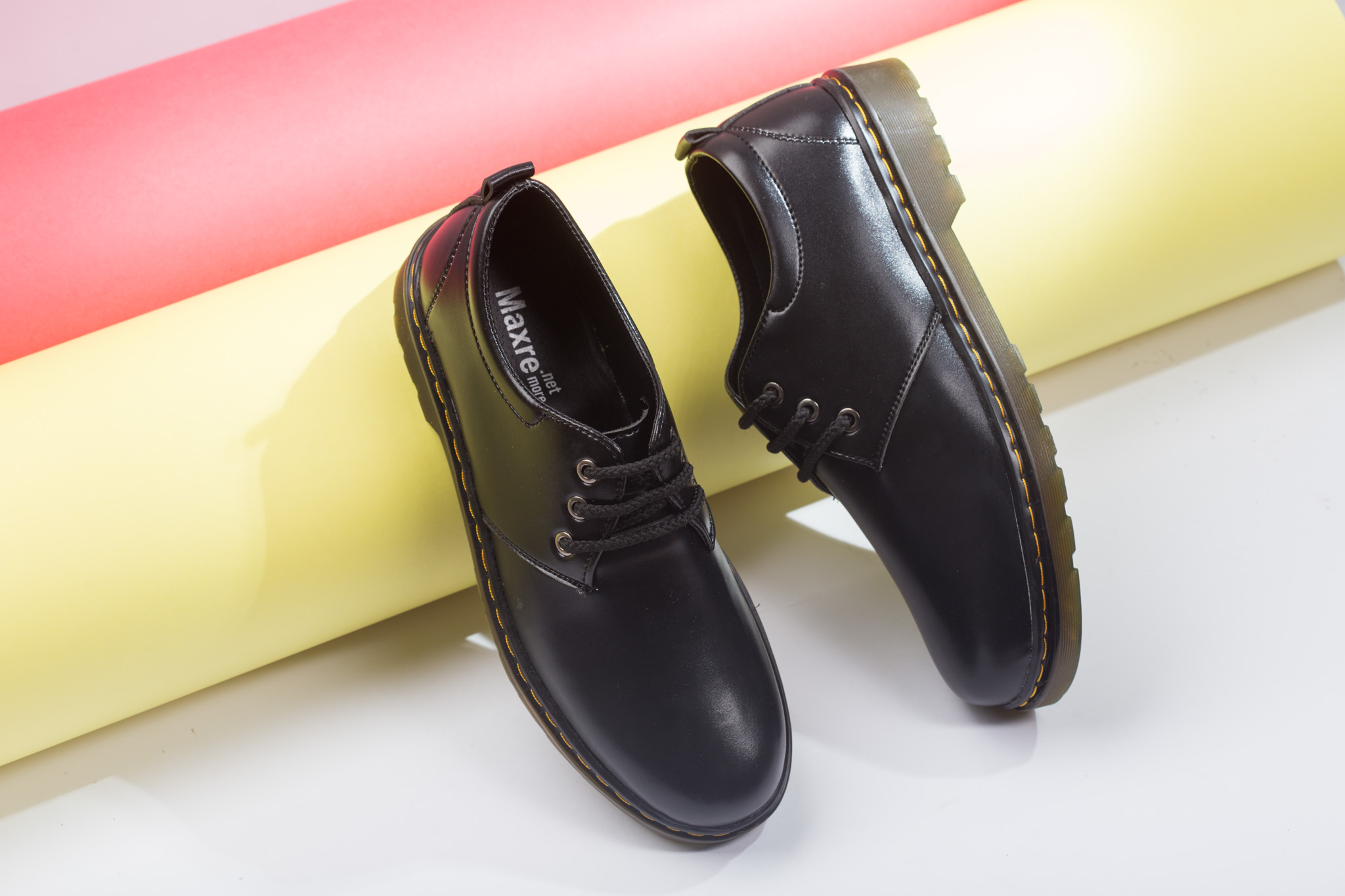 Giày đốc nam cổ ngắn da trơn M353 đen