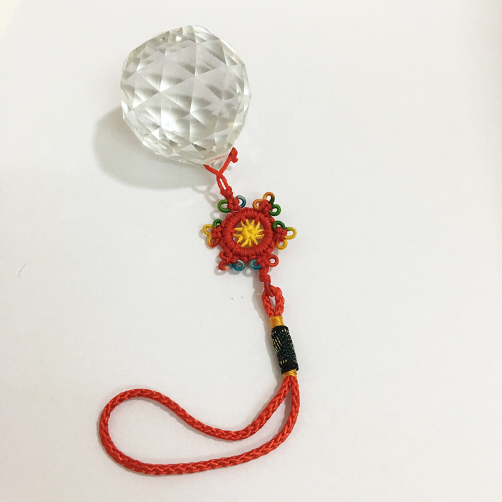 Quả cầu đa giác – Hóa giải nhà cửa chính thông cửa hậu.