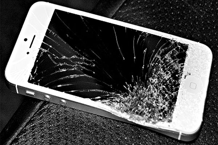 Dịch Vụ Ép Kính iPhone 5/5s/5C