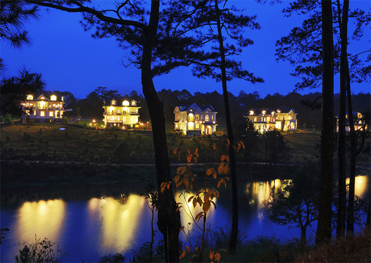 SAM Tuyền Lâm Resort Đà Lạt 4* - Phòng Gia Đình 04 Người, Buffet Sáng, Xe Đưa Đón