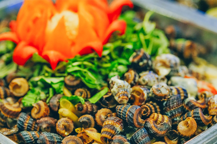 Buffet tối cuối tuần 70 món - Nhà hàng Liberty Hotel Saigon Parkview