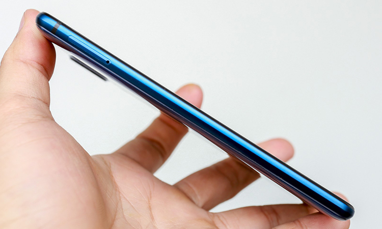 Điện Thoại Sharp AQUOS S2 - Hàng Chính Hãng - Xanh