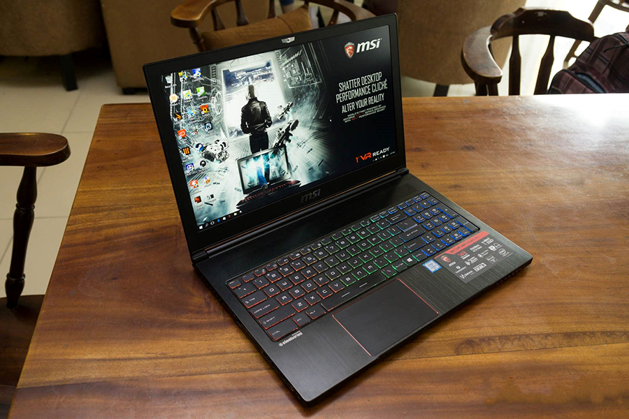 Laptop MSI GS63 Stealth 7RD-226XVN Core i7-7700HQ/Dos (15.6 inch) - Đen - Hàng Chính Hãng
