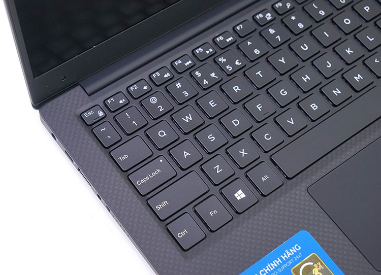 Laptop Dell XPS13 9360 70148070 Core i5-8250U/Win10 + Office 365 (13.3 inch)