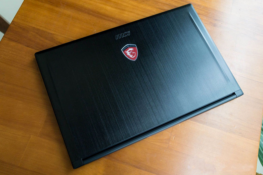 Laptop MSI GS63 Stealth 7RD-226XVN Core i7-7700HQ/Dos (15.6 inch) - Đen - Hàng Chính Hãng