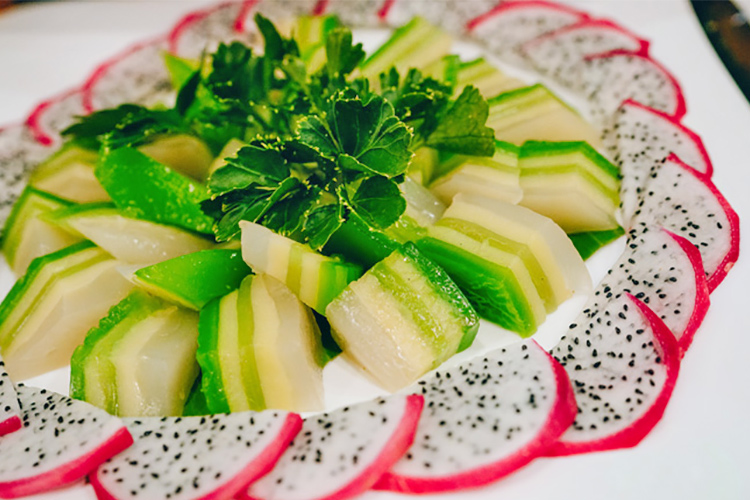 Buffet Trưa Với 70 Món Á, Âu, Việt Và Hải Sản Nướng - Nhà hàng - Liberty Hotel Saigon Parkview