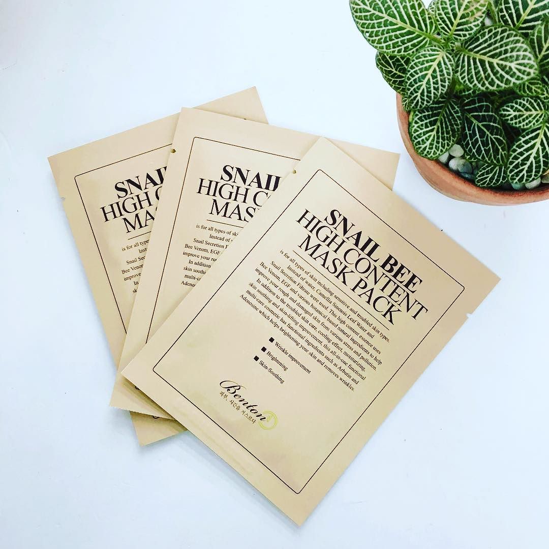 Bộ sản phẩm dưỡng da trị mụn Benton Snail Bee High Content (Toner, Essence, Lotion, Cream, Masks)