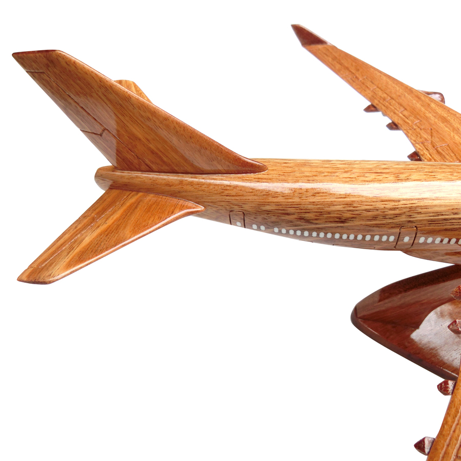 Mô hình máy bay gỗ