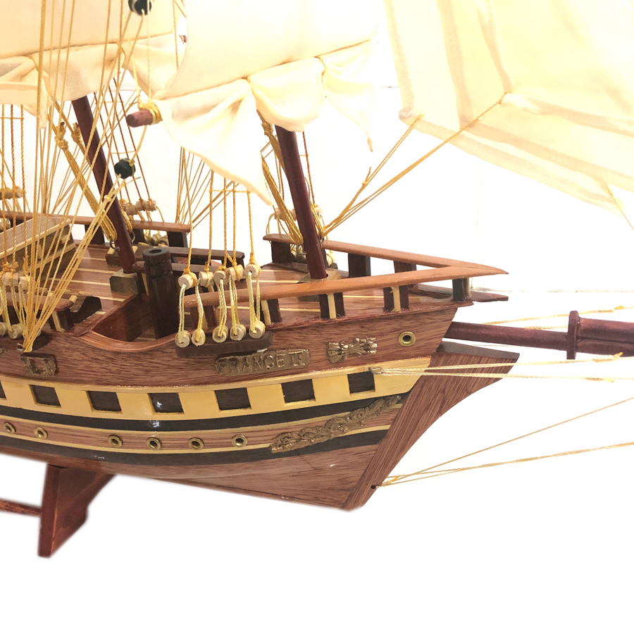 Mô hình thuyền gỗ