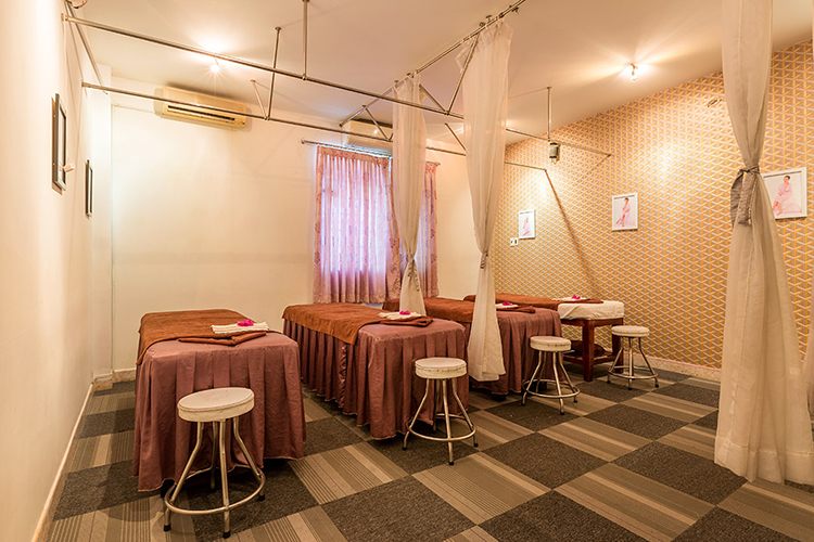 Paradise Beauty & Spa - Dịch Vụ Gội Đầu Thảo Mộc, Massage Mặt, Đắp Mặt Nạ Collagen, Ngâm Chân Muối Khoáng