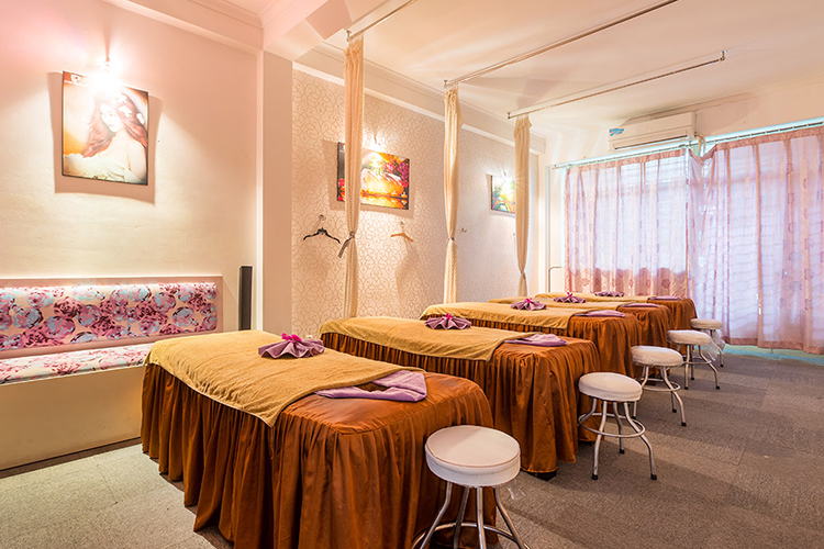 Paradise Beauty & Spa - Dịch Vụ Gội Đầu Thảo Mộc, Massage Mặt, Đắp Mặt Nạ Collagen, Ngâm Chân Muối Khoáng
