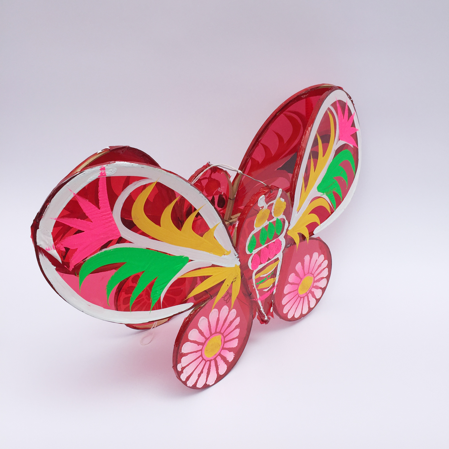 Đèn lồng trung thu truyền thống hình con bướm cỡ trung