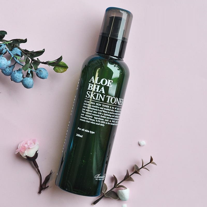 Combo Chăm sóc da nhạy cảm Benton (Nước hoa hồng Aloe BHA Skin Toner 200ml và Gel dưỡng da Aloe Propolis Soothing Gel 100ml)