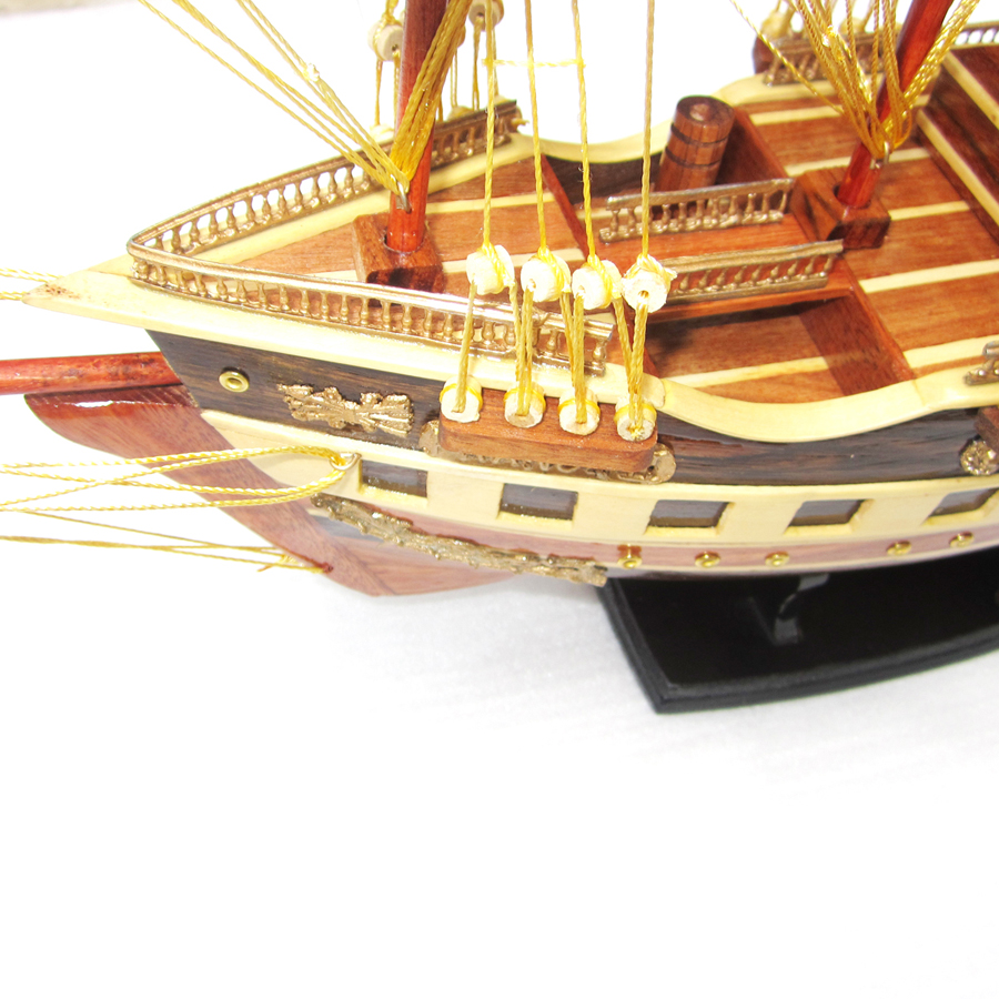 Mô hình thuyền gỗ