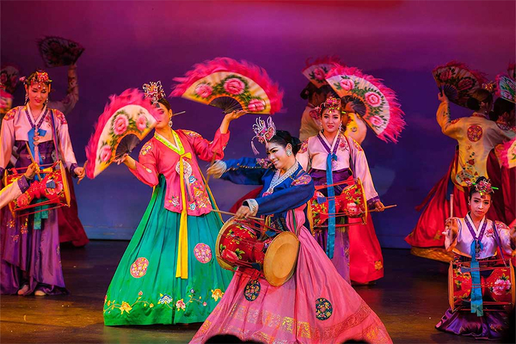 Vé Xem Show Aphrodite Cabaret Show Phuket, Thái Lan