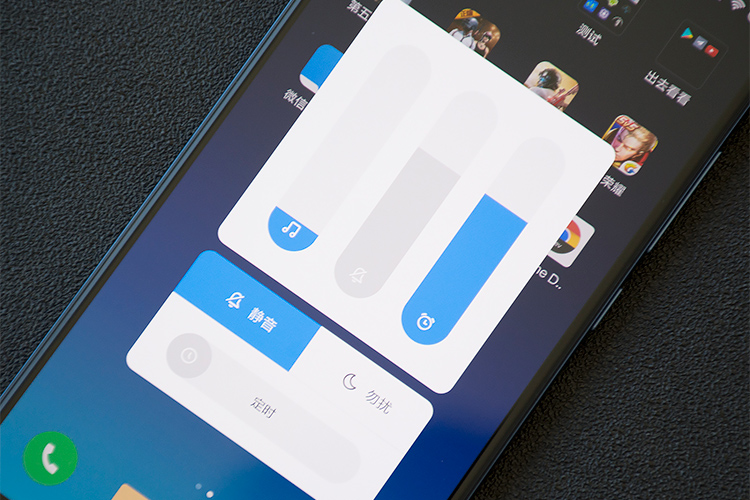 Điện Thoại Xiaomi Mi 8 (6/64) - Hàng Chính Hãng DGW