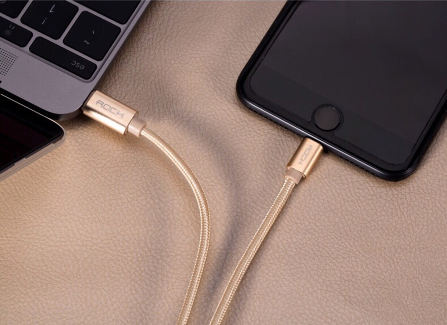 Cáp Sạc Và Chuyển Dữ Liệu Type C To Lightning C6 1 Mét RCB0565 - Gold