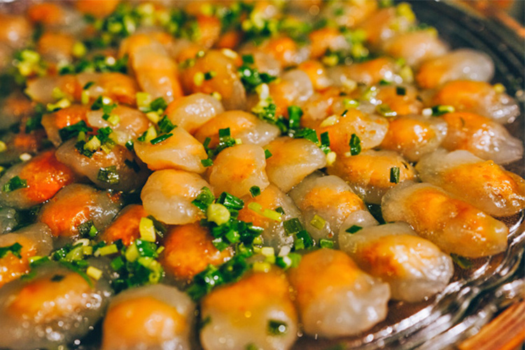 Buffet tối cuối tuần 70 món - Nhà hàng Liberty Hotel Saigon Parkview