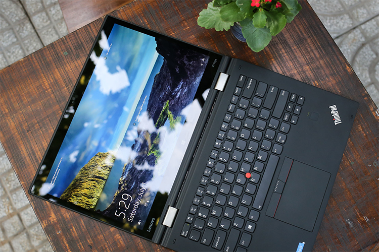 Laptop Lenovo ThinkPad X1 Yoga G2 20JEA01CVN Core i7-7500U/Win10 (14 inch) - Hàng Chính Hãng (Black)