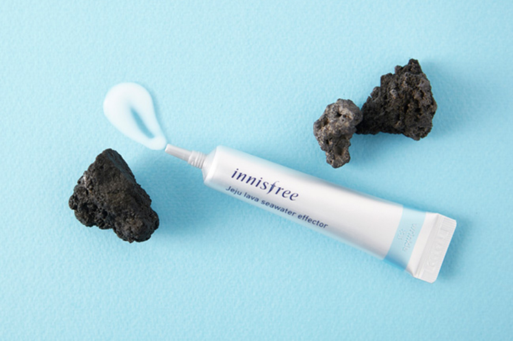 Thành Phần Kích Hoạt Cô Đặc Ngăn Ngừa Nếp Nhăn Innisfree Jeju Lava Seawater Effector (Wrinkle) (7ml)