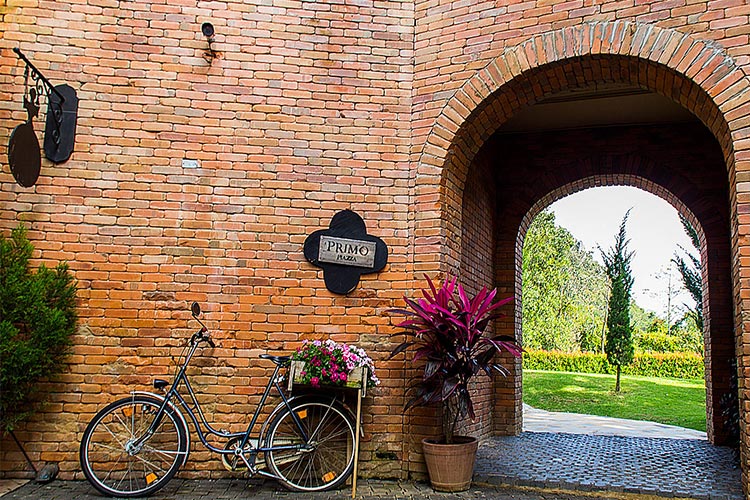 Vé Tham Quan Làng Primo Piazza Khao Yai, Thái Lan
