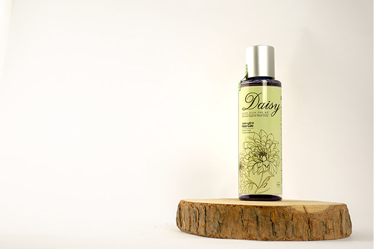 Dung Dịch Vệ Sinh Phụ Nữ Daisy