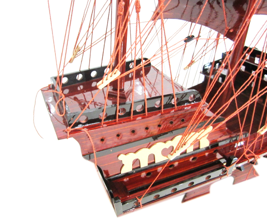 Mô hình thuyền gỗ