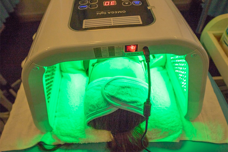 Hồng Beauty Clinic - Khám Da Và Điều Trị Mụn Bởi Bác Sĩ Da Liễu Chuyên Khoa