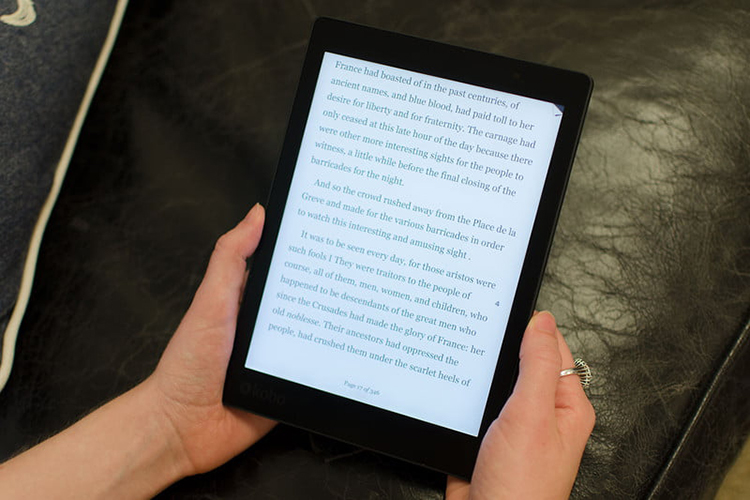 Máy Đọc Sách Kobo Aura One 8G - Hàng Nhập Khẩu