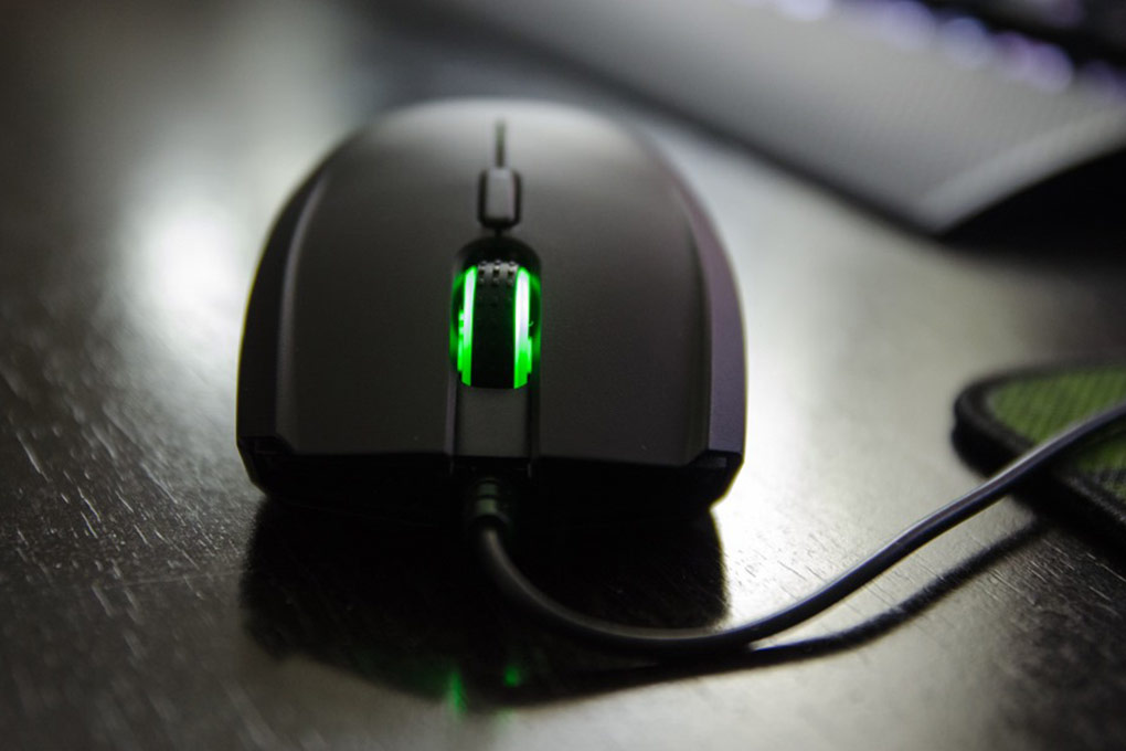 Chuột Chơi Game Có Dây Razer Abyssus V2 Essential Ambidextrous RZ01-01900100-R3A1 5000 DPI 4 Phím - Hàng Chính Hãng