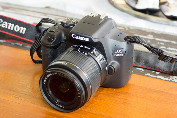 Máy Ảnh Canon EOS 1500D + Lens EF-S 18 - 55mm III (Lê Bảo Minh)