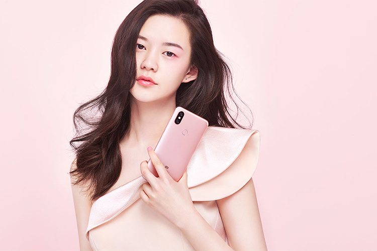 Bộ Điện Thoại Xiaomi Mi 6X (64GB/4GB) + Miếng Dán Cường Lực + Ốp Lưng + Tai nghe Bluetooth Siêu Nhỏ - Hàng Nhập Khẩu