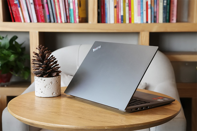 Laptop Lenovo ThinkPad Edge E480 20KN005GVA Core i5-8250U/Free Dos (14 inch) - Hàng Chính Hãng (Black)