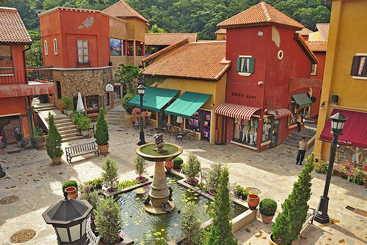 Vé Tham Quan Làng Primo Piazza Khao Yai, Thái Lan