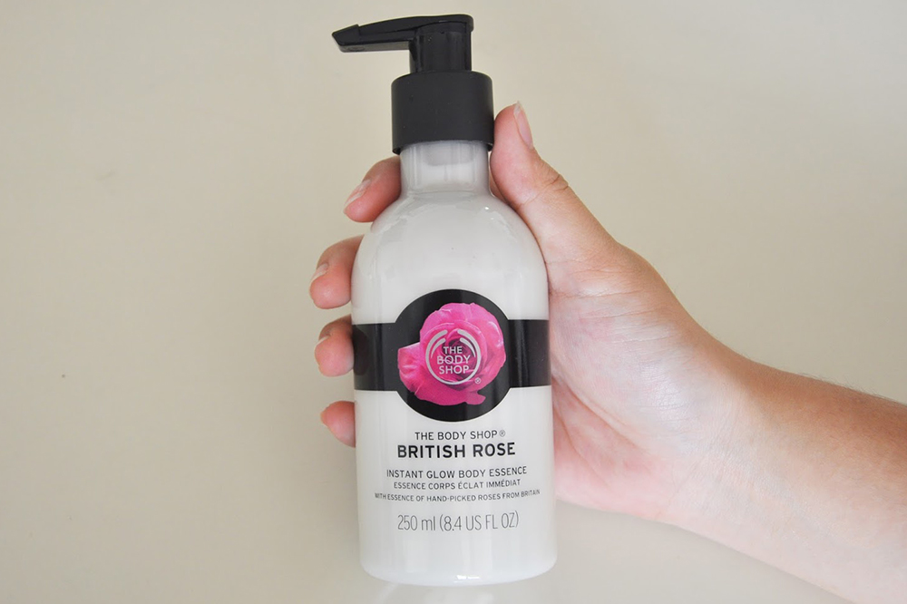 Tinh Chất Dưỡng Thể The Body Shop Instant Glow British Rose (250ml)