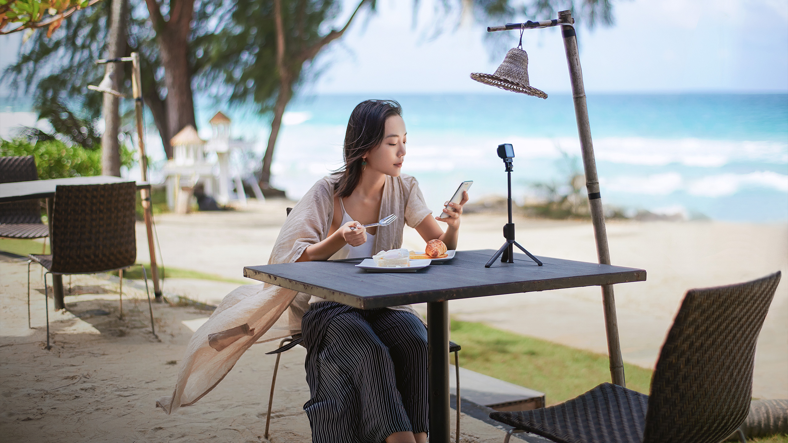 Camera Hành Động Xiaomi Mi Action 4K ZRM4035GL - Hàng Chính Hãng