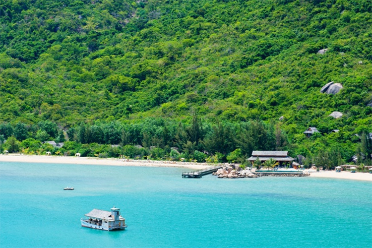 [L'Alyana Ninh Van Bay] Vietnamese Package - Đêm Nghỉ (Tặng Đưa Đón Sân Bay + 1 Bữa Ăn Set Menu) - Hill Rock Pool Villa 1 Phòng Ngủ