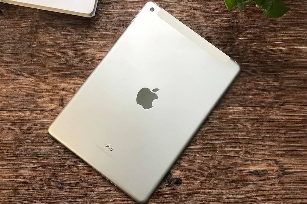 iPad WiFi 32GB New 2018 - Hàng Chính Hãng