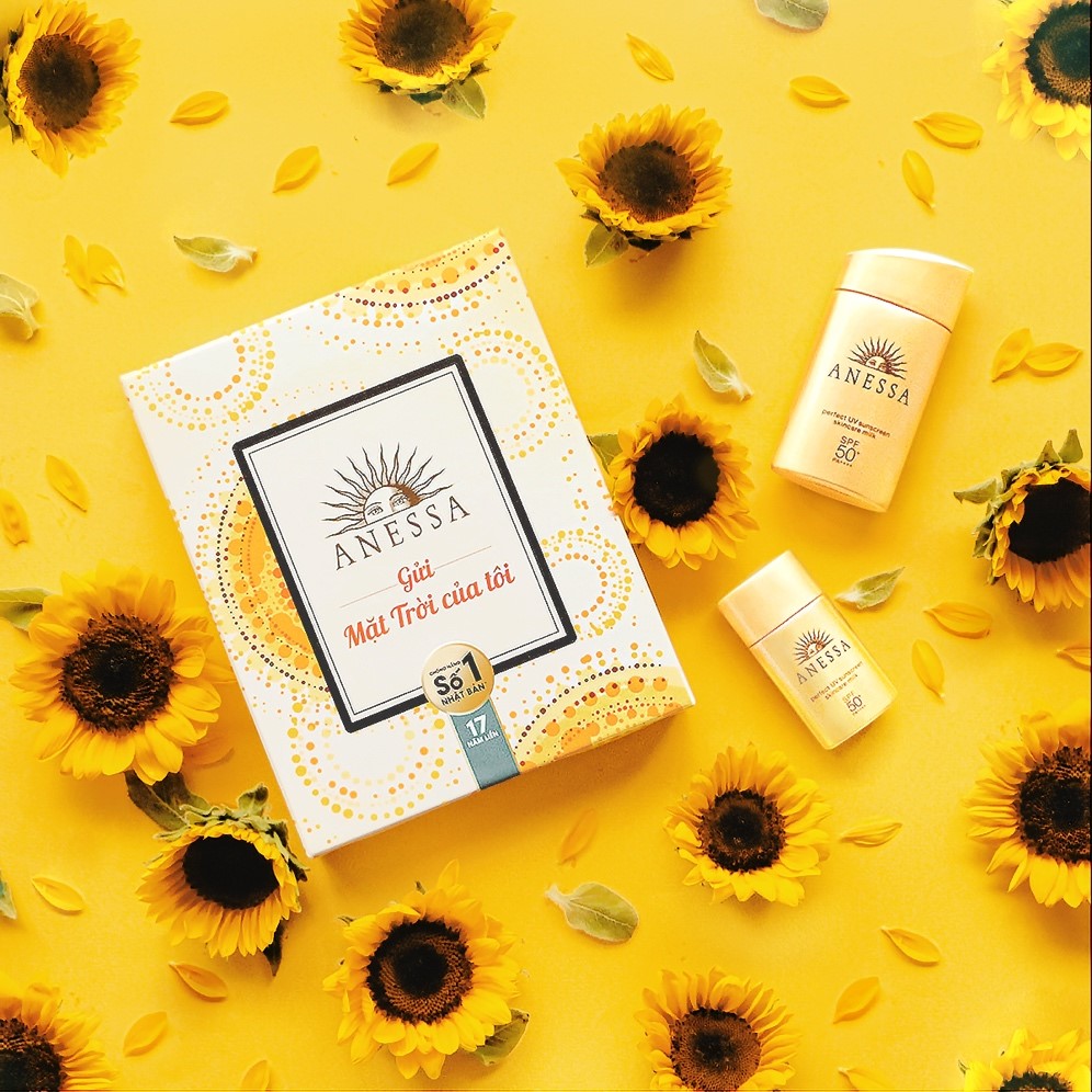 Bộ đôi sữa chống nắng bảo vệ hoàn hảo Anessa Perfect UV Sunscreen Skincare Milk 60ml & 20ml