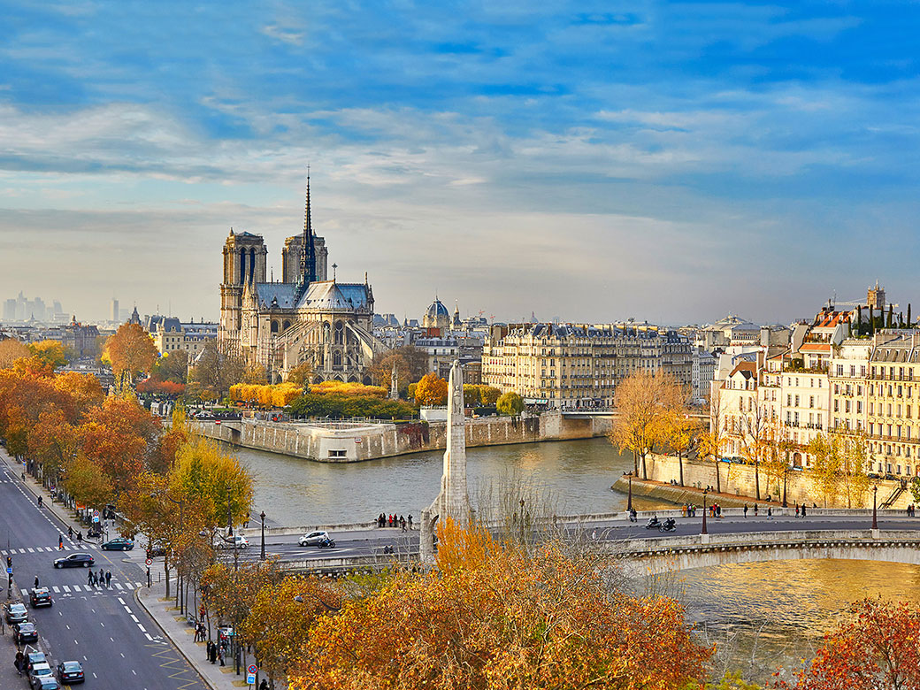 Tour Châu Âu 9N8Đ Từ HCM: Pháp - Luxembourg - Đức - Bỉ - Hà Lan, Tháng 10, 11, 12