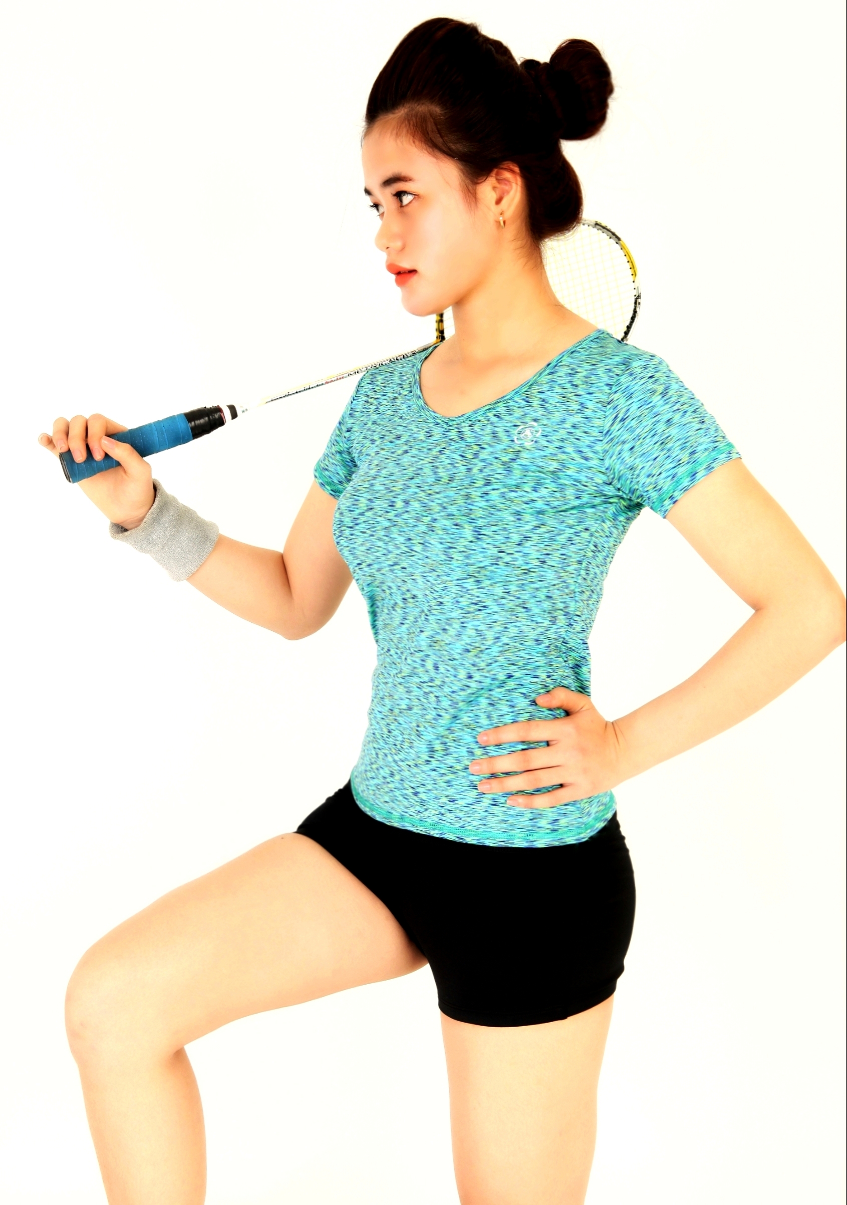 Bộ thể thao nữ quần đùi+áo thun có tay cao cấp BL2