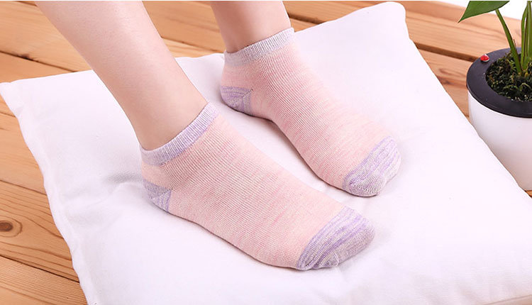 BEJIROG Womens Breathable Cartoon Socks 5pcs, Assorted Colors