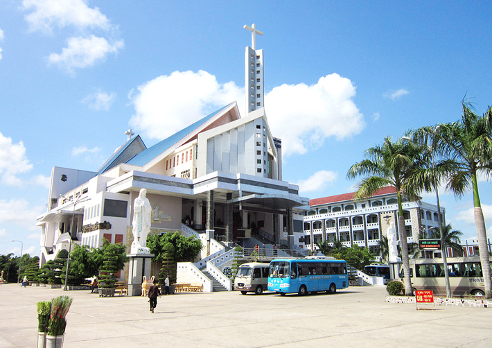 Tour 1N1Đ Cha Diệp - Mẹ Nam Hải - Chùa Dơi, KH Tối Thứ 7 Hàng Tuần & Lễ