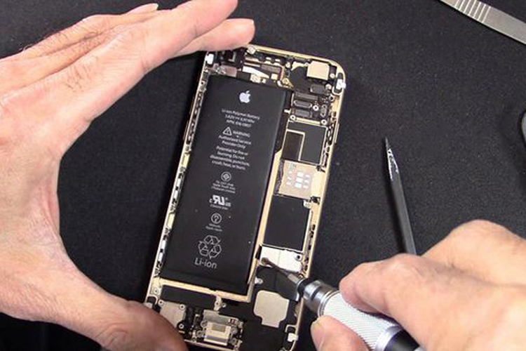 Dịch Vụ Thay Pin iPhone 5/5s/5C